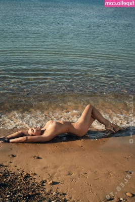 Ines Quermann [ ines-quermann ] - You like this view of my ass, don’t you daddy?