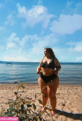 queenkofficial - You catch me skinny dipping in your pool… what’s my punishment?
