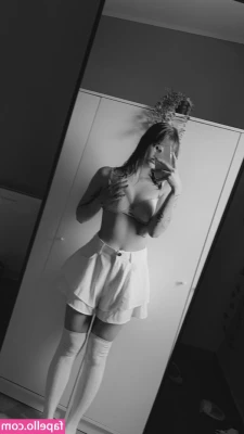 Lil Lau [ lil-lau ] - Exclusive homemade filth with sienna day. We will fuck anything....