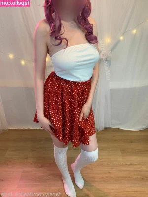 Malice_Jade [ malice-jade ] - Would y’all be interested of a video of me being eaten out???