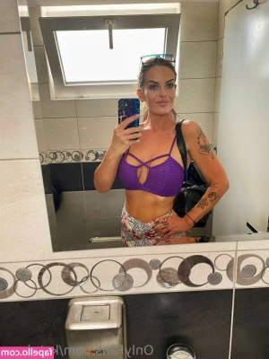 katebran - Being naughty feels so nice🤭