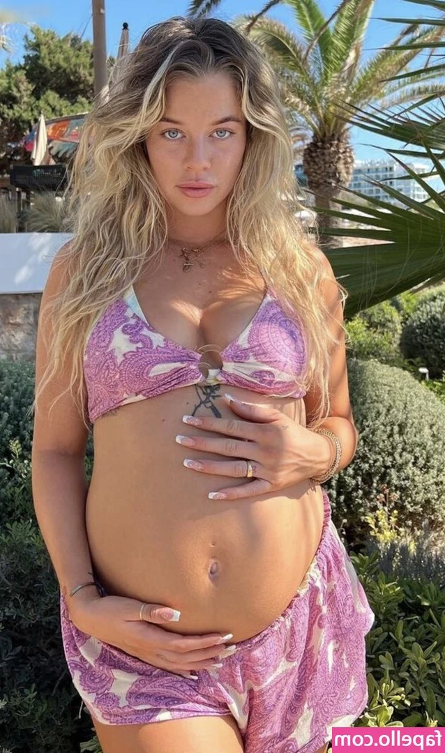 Emely Hüffer [ emely-hffer ] - Tasty Tuesday 😛 all you can eat buffet!