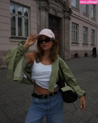 Jessy Hartel [ jessy-hartel ] - Late night photo set ☁️