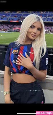Alexandra laas [ alexandra-laas ] - I just patched up the side of these panties 🧵🪡 and am now
