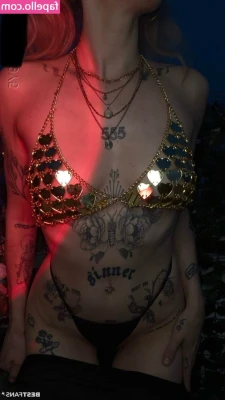 Lavendeltreppe - Mmm muy calentita🥵🥵🥵