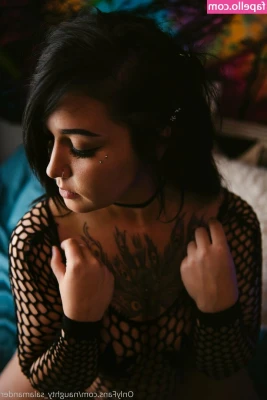 naughty_salamander [ naughty-salamander ] - Happy Titty Tuesday! Much as I try I cannot make my ass audibly clap.