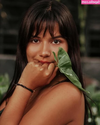 Helena Gualinga [ helena-gualinga ] - Come lick me up daddy