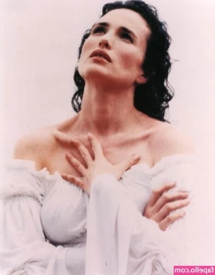 Andie MacDowell [ andie-macdowell ] - Hey guys! I hope you’re all good! I’m so sorry I’ve released no