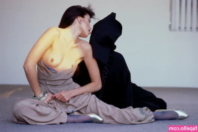 Andie MacDowell [ andie-macdowell ] - Hellow babys 😈
