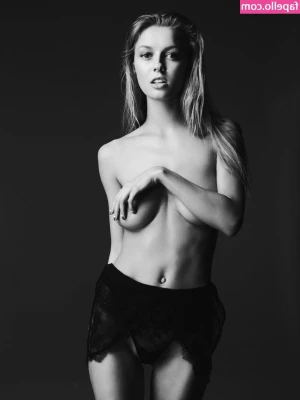 Alena Filinkova [ alena-filinkova ] - Never posted this and that’s just not right >:O