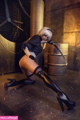 AGflower Cosplay [ agflower-cosplay ] - Rolling out my sore muscles in the steamy water