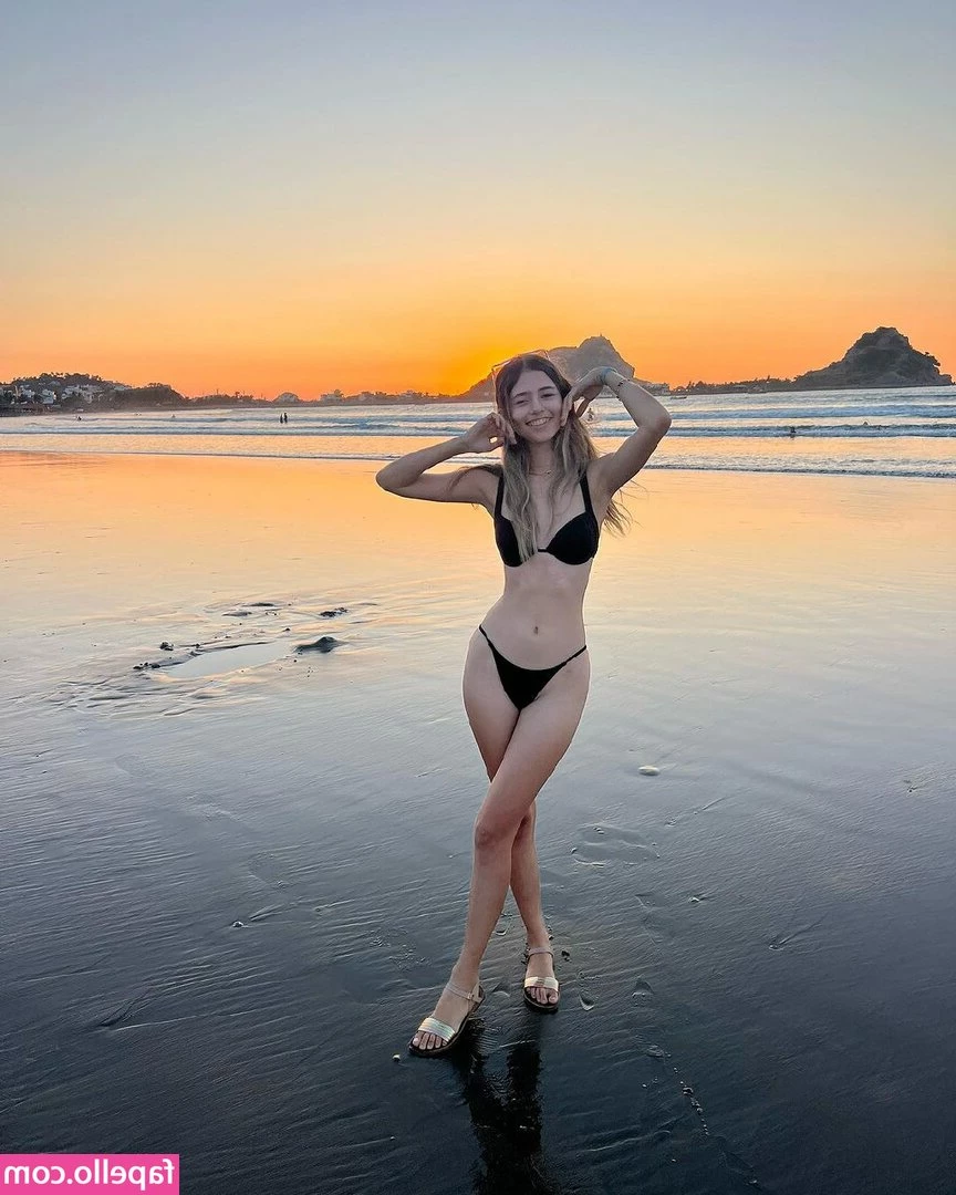 Wendy Valdez [ wendy-valdez ] - Some pics of my sissy @eclairs stunning development… isn’t she