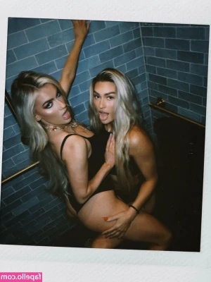 Mariah May [ mariah-may-5 ] - Good morning 🥰🥰🥰 Last nudes taken at the old place! Just me