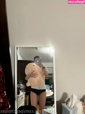 peachbloss - Little pussy pounding 🤲💦