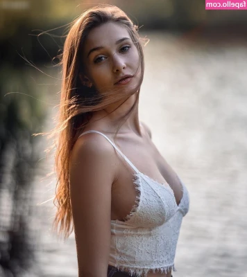 Ninafdj - Want to fill me up next?😉