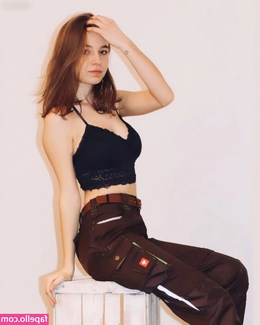 Agrar_emmy [ agrar-emmy ] - Would you come into the woods with me?