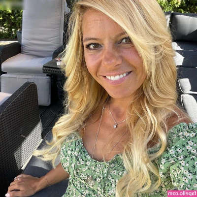 Babs Kijewski [ babs-kijewski ] - Message me if you want some of the content we made together!
