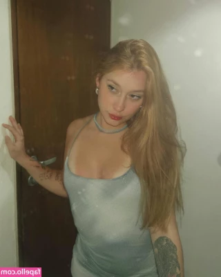 Camille Andretto [ camille-andretto ] - im too tight for my own good   i wish i could just slam it in my ass