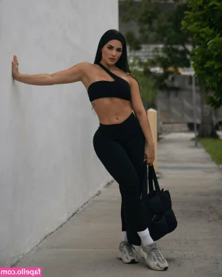 Paulina Cruz [ paulina-cruz ] - I ll do whatever you want 🖤