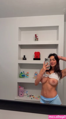 Camila Kent [ camila-kent-6 ] - Sexy little blonde milf next door