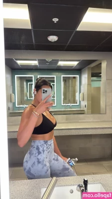 Camila Kent [ camila-kent-6 ] - Quisiera tenerte en mi cama  Y hacer travesuras