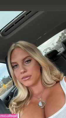 Kyrarene - Black men with big dicks waering Gray sweat pants 😍