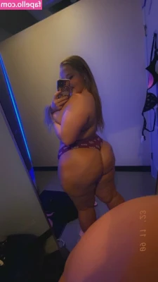 raek390x_ [ raek390x ] - Undress me please 👅