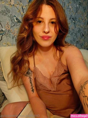 Nerea Silva [ nerea-silva ] - Kiss me