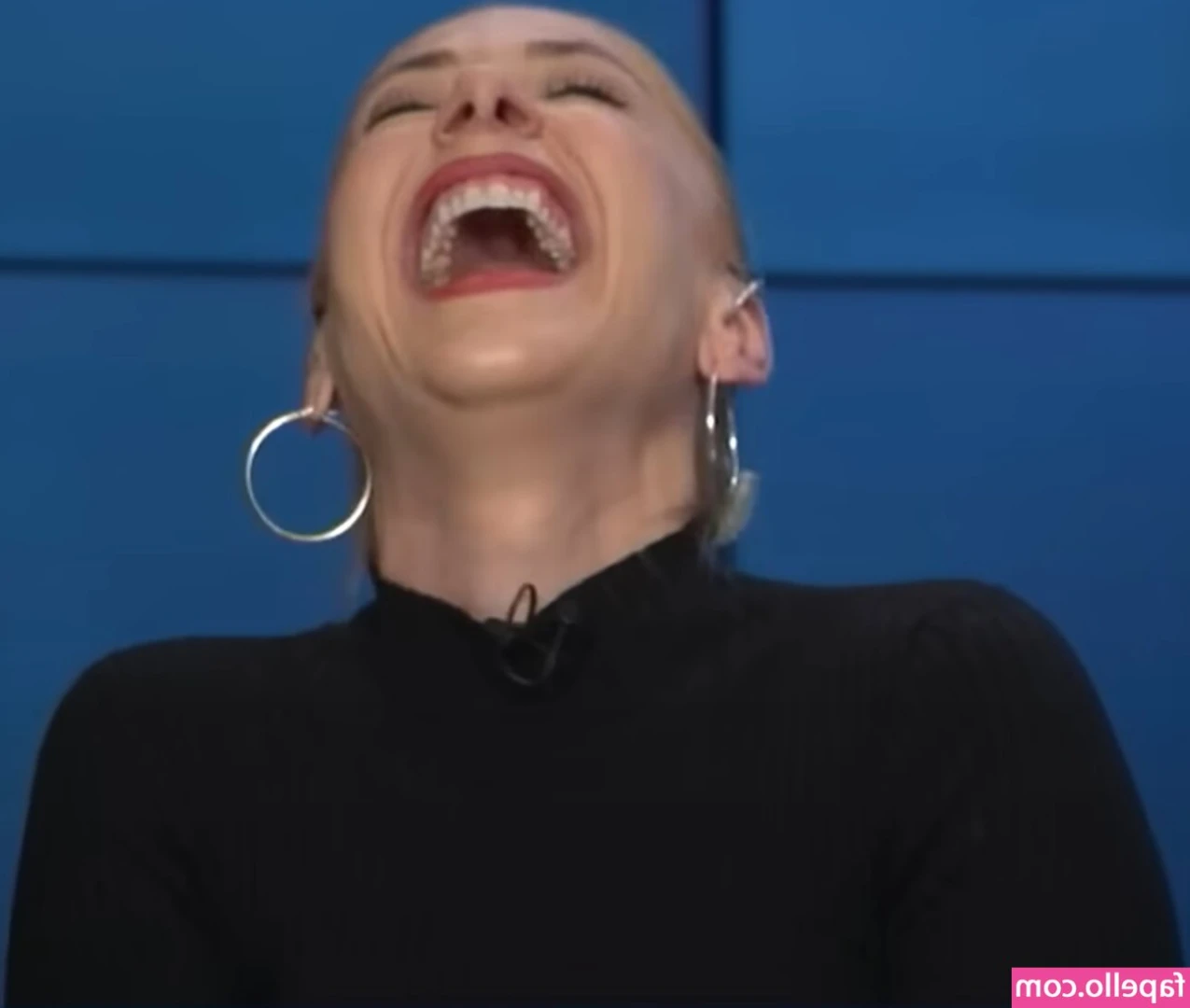 Ana Kasparian [ ana-kasparian ] - Mmhmmmm Leather