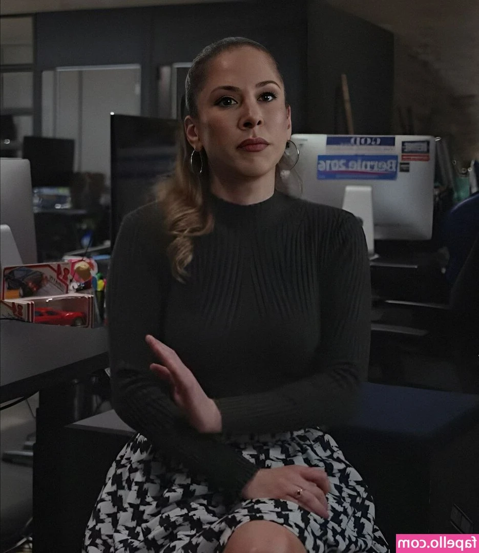 Ana Kasparian [ ana-kasparian ] - ✨Happy Easter weekend everyone !! 🐰