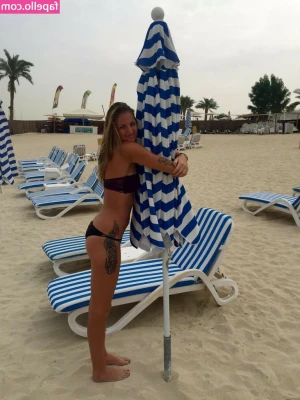 Karolina Pliskova [ karolina-pliskova ] - Quench your thirst for lust 🥵 it's Thirsty Thursday, after all!