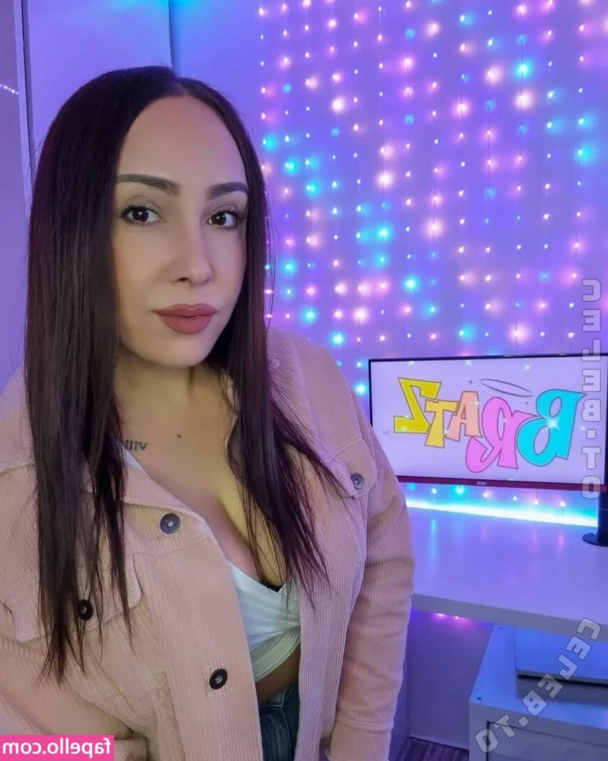 just.a.gamergirl [ just-a-gamergirl ] - I wish you good night🤗  If I come to you in your dreams, tell me