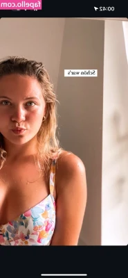 Loreena Unterwegs [ loreena-unterwegs ] - Moans or wet-slurpings? 🤤🥵 Or both? 😏 Brand new videos are