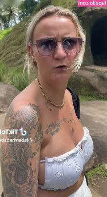 Laberrhababer Sarah [ laberrhababer-sarah ] - I need more drool in my life 💦