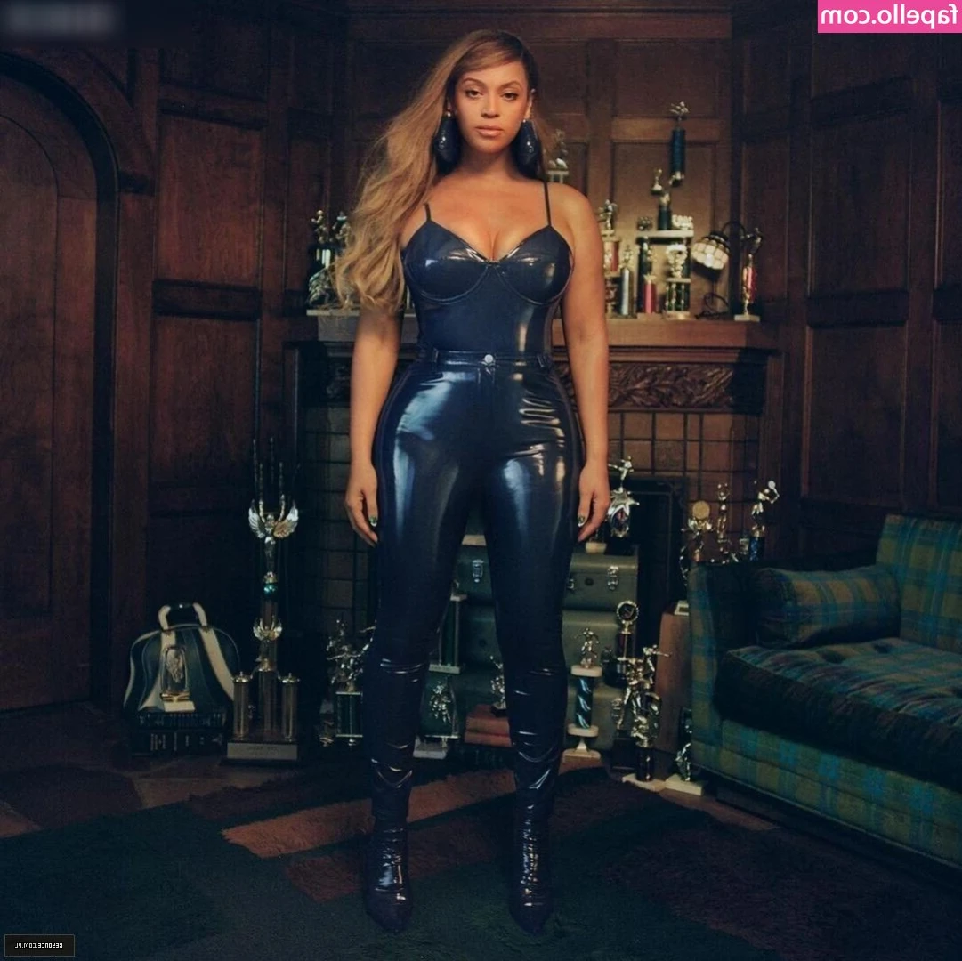 Beyoncé Knowles [ beyonc-knowles ] - i can’t wait to do this on stage while i feel money rain down on
