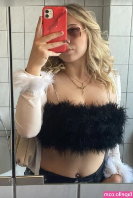 Steffihmn - Take cock or ass?