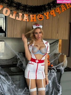 anna_sabotage [ anna-sabotage-2 ] - Which one you choosing first  daddy