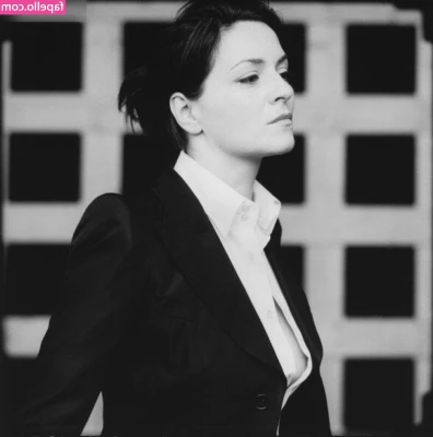 Martina Gedeck [ martina-gedeck ] - And todays outfit... did you see me out and about?