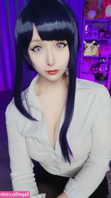 Lewd Cosplayer [ lewd-cosplayer ] - The first person who comments on this gets to interview me with 5