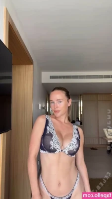 Liz Kaeber [ liz-kaeber-1 ] - The thickness that just keeps giving🍑🤤