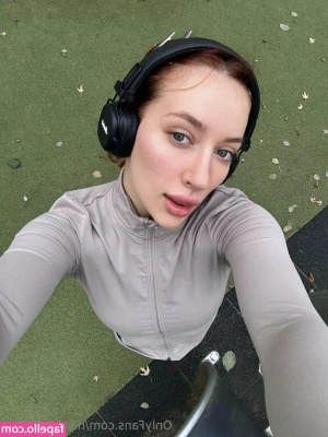 Hanna Ginger [ hanna-ginger ] - I m bringing sexy back YA