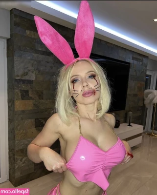Alicja Rühl [ alicja-rhl ] - Wanna get explicit😈