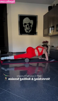 Julia Baessler [ julia-baessler ] - Got no sleep last night, so cancelling tonight's show. Sorry
