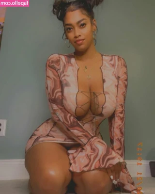 Stephanie Singh [ stephanie-singh ] - Do you like when I glisten