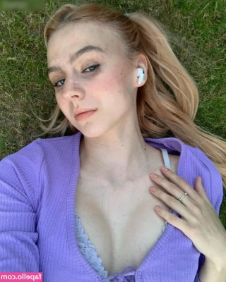 Franziska Schultz [ franziska-schultz ] - Found a silly little video with the gorgeous @ellie_zena_ before I