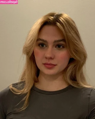Franziska Schultz [ franziska-schultz ] - Wanna see how I took this cock to my ass, baby? 😉 Slide into my