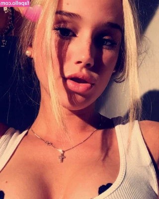 Hanna Schepe [ hanna-schepe ] - ❤️💕 Want to be my Valentine? Good! I’ll be doing a special