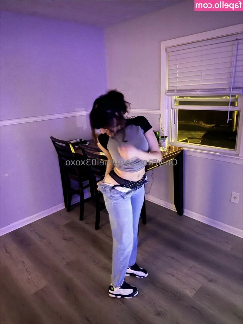 Mel03xoxo - La gamer cachonda 😜🔥