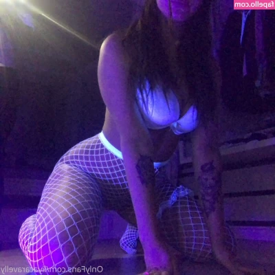 Liyaluuv - I want to do something different for you guys. Where would you rather