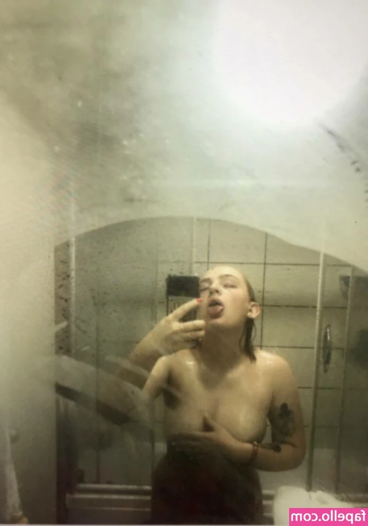 namastemarine - Revisa tu DM 🥵 Este San valentin fui toda una diabla 😈 montando